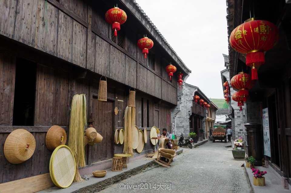 供奉战犯牌位的“吴啊萍”被刑拘,对于她交代的动机你怎么看?-分享兴趣、聚焦热点的红迪社区